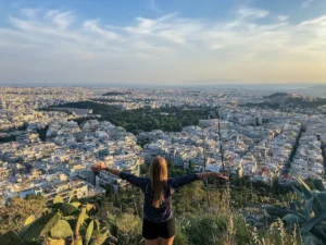 Moving to Greece: 5 Essential Things to Know Before You Pack Your Bags